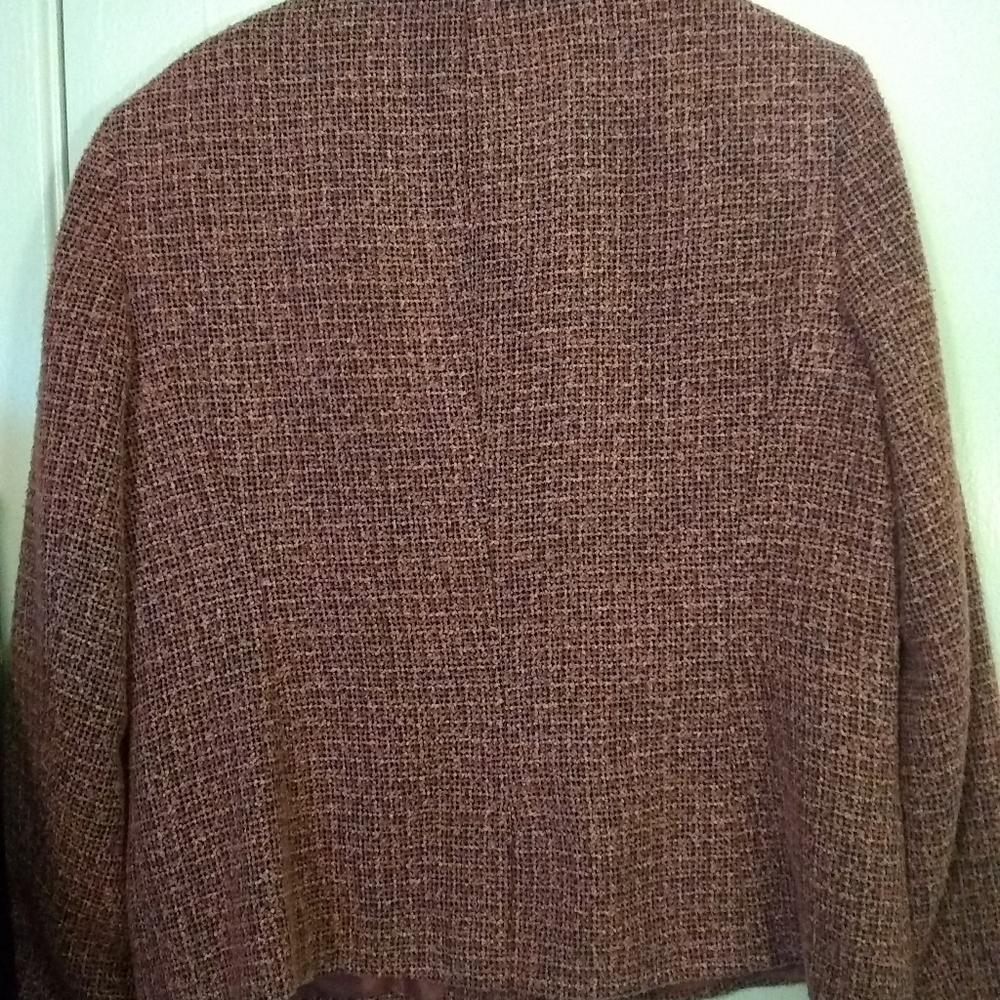 Jacket - Picture 2 of 4